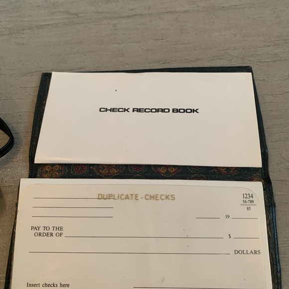 Belle Rose Crossbody Purse/Wallet - Picture 3 of 3